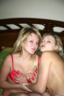Lesbo Lovers Getting Naughty On Cam-13