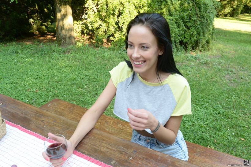 Deepthroat Picnic 9