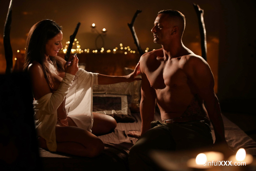 Swinging Bellow Desk 5