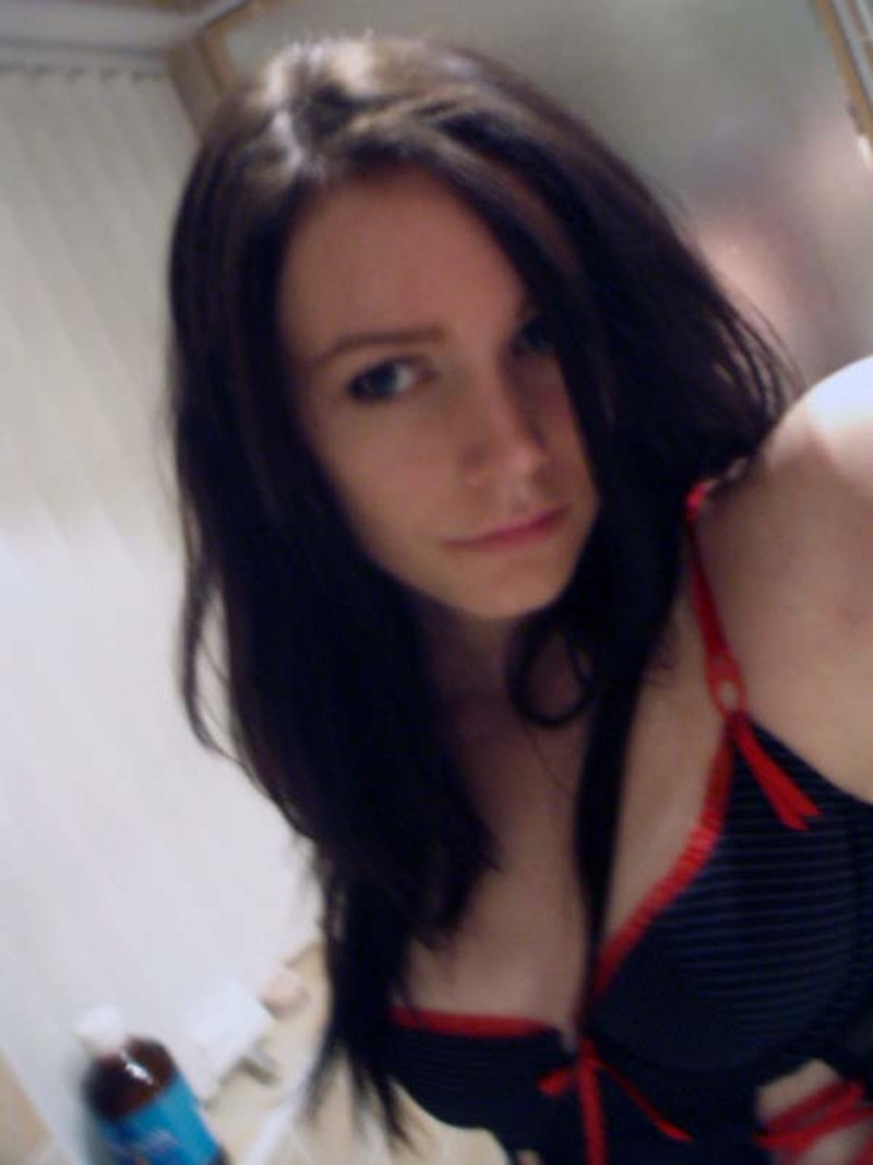 Gorgeous girlfriends posing 16