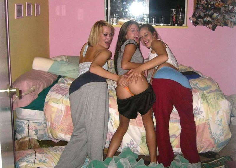 Hot wild party lesbians 1