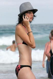 Hot sexy non nude girlfriends posing outdoors-04