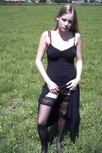 Hot sexy non nude girlfriends posing outdoors-07