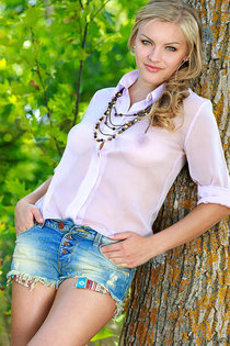 Alessandra-13