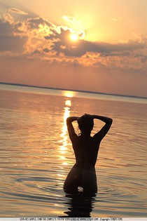 Sunbath in the beach-09