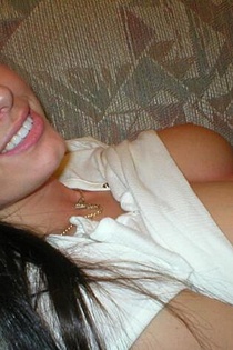 Hot brunette amateurs exposing their huge knockers-09
