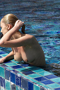 Join naked blonde Anna S in the pool-12