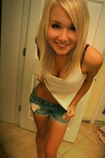 Selection of steamy hot chicks-00