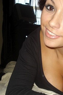 Selection of steamy hot chicks-09