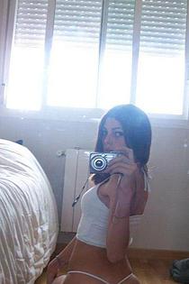 Beautiful selfshooting honeys-06