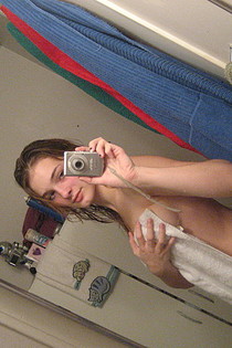 Blonde and brunette selfshooters-03