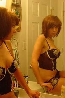 Sexy amateur lingerie models posing seductively-01