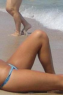 Topless amateur babes exposed at the beach-02