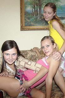 Three cute teenies enjoy lesbian love-00