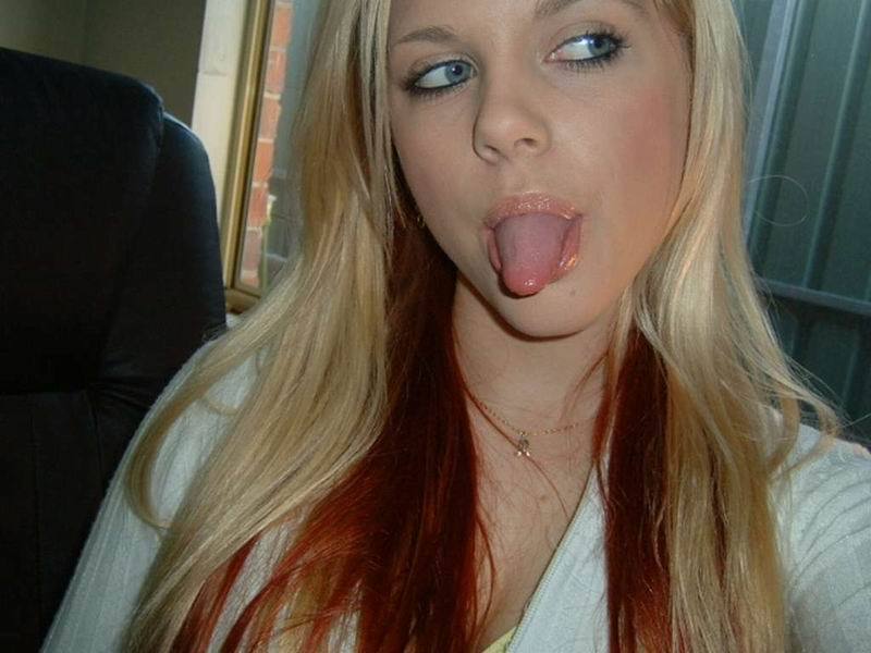 Blonde Teen Shows Her Cute Titties 9