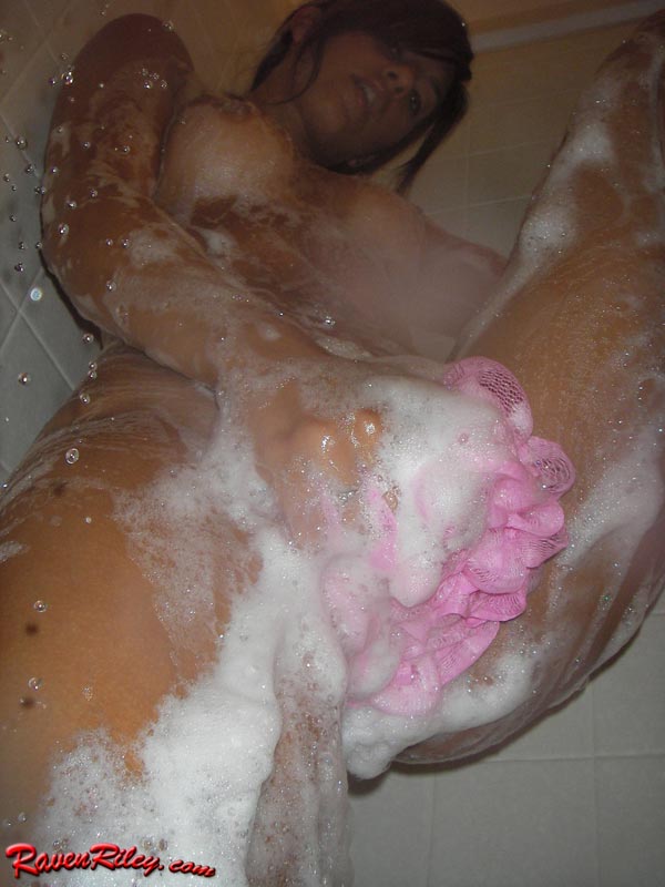 Raven Riley naked shower and blowjob 8