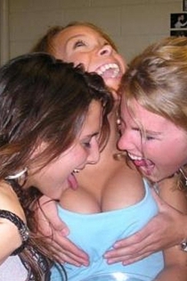 Wild and Crazy Girlfriends-05