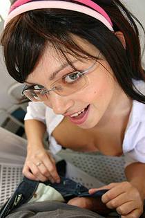 Terri Glasses blowjob-06