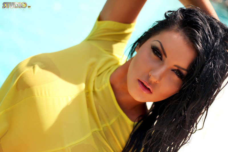 Yasmine James Wet Babe 7