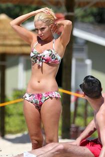 Tulisa Contostavlos bikini candids in hawaii-02