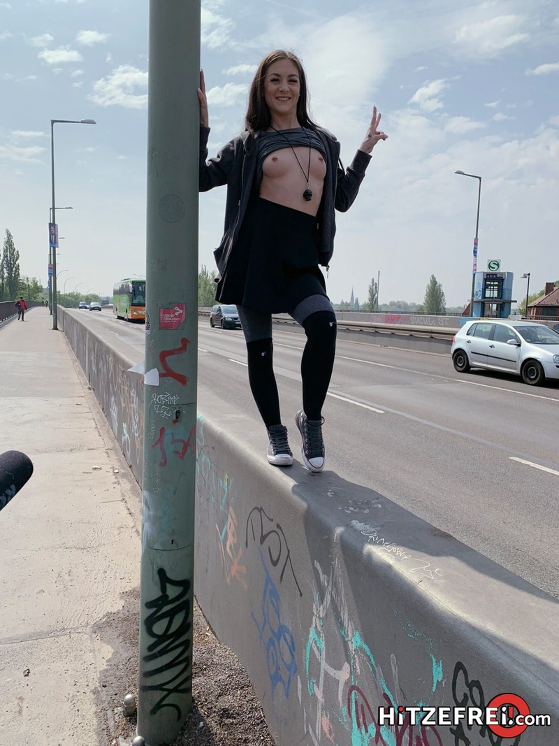 A Hot Outdoor Fuck Date 1