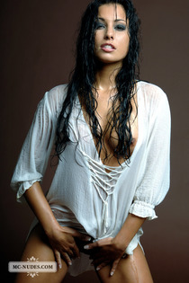 Anetta Keys In Wet Shirt-07
