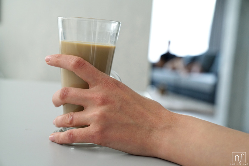 Lucy Heart loves bath time as she rubs down her big breasts and firm ass with the suds 6